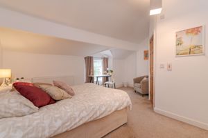 Photo 19- click for photo gallery